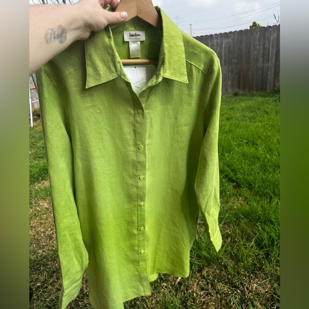 Neiman Marcus Exclusive Size L 100% Linen Green Shimmer Tunic Shirt NWOT - Picture 8 of 13